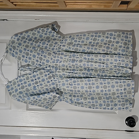 HERSY MEDALLION PRINT BABYDOLL DRESS M NWOT - Picture 6 of 13